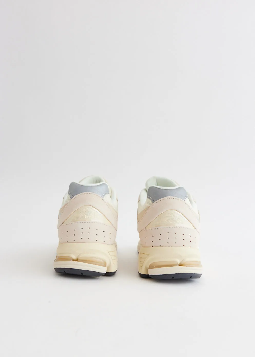 2002R 'Calm Taupe' Sneakers