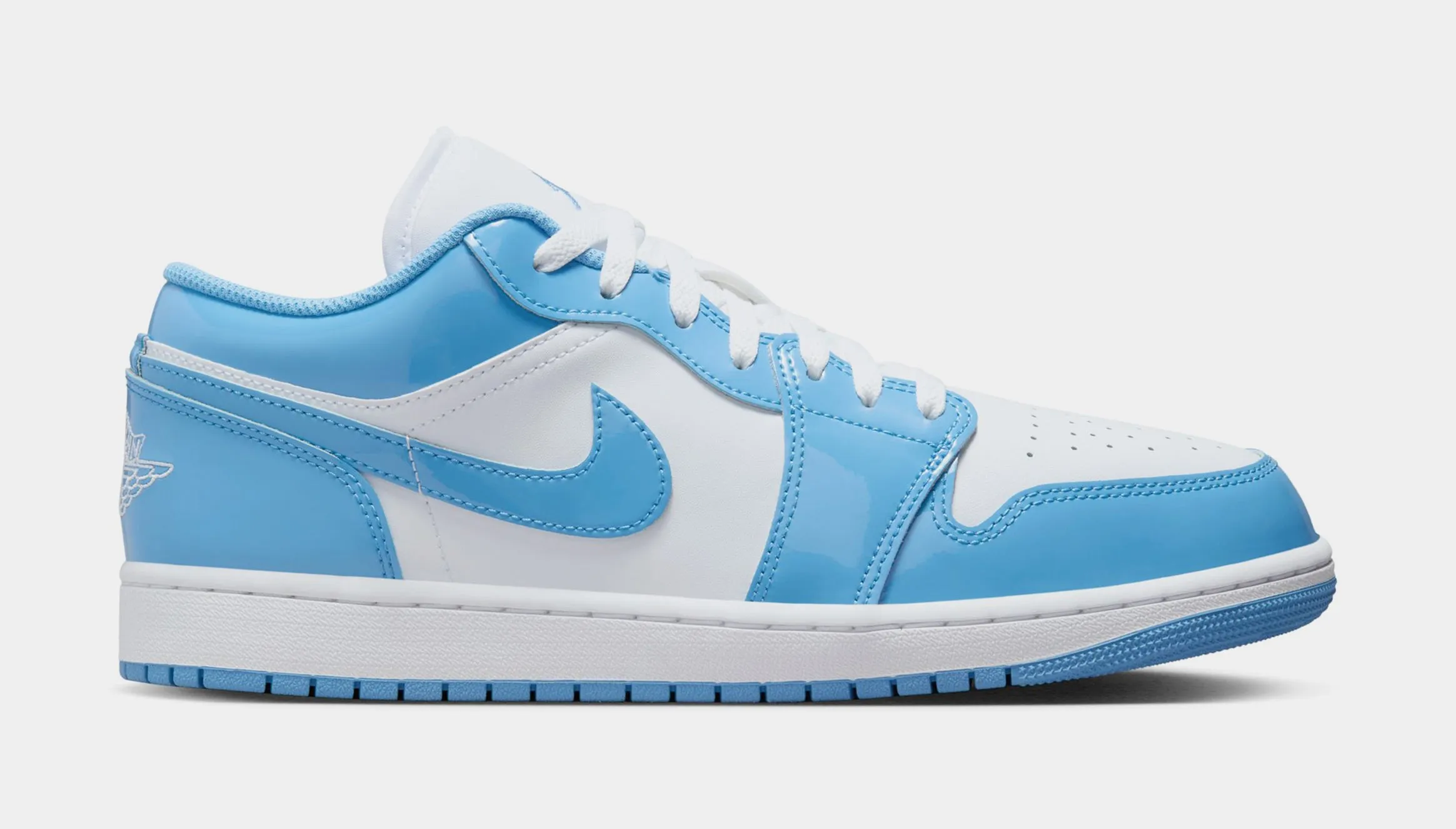 Air Jordan 1 Low SE White Legend Blue Mens Lifestyle Shoes (White/Legend Blue)