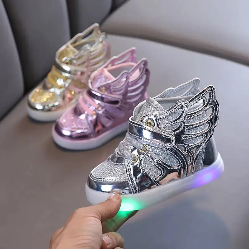 Children Shoes With Wing LED Luminous Sneakers Baby Girls Toddler Shoe Fashion Light Up Flat Skateboard Shoes Kids Casual Shoes