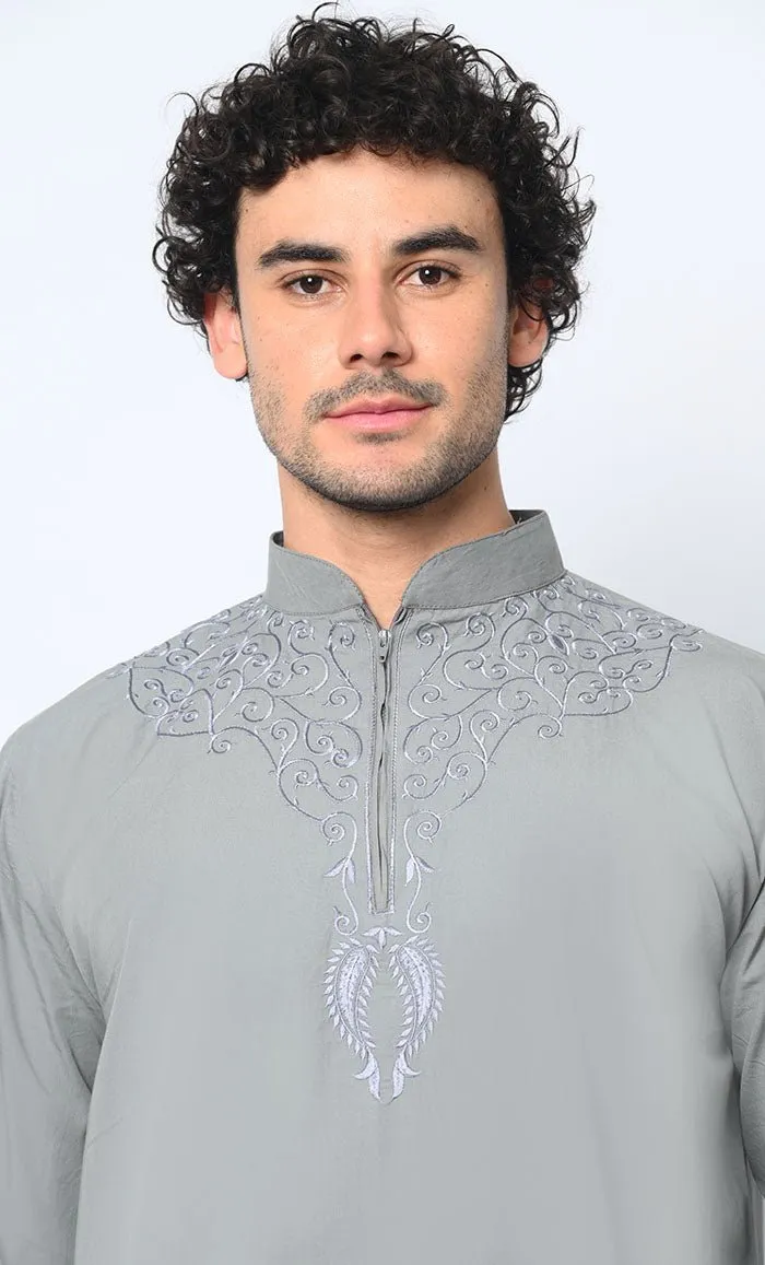 Cultural Heritage: Men's Grey Thobe with Beautiful Arabic Embroidery