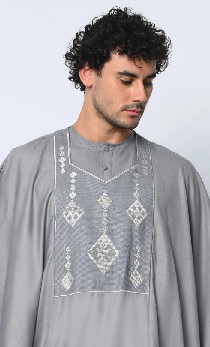 Distinctive Luxury: 2 Pc Embroidered Men's Grey Kaftan Set with Pockets