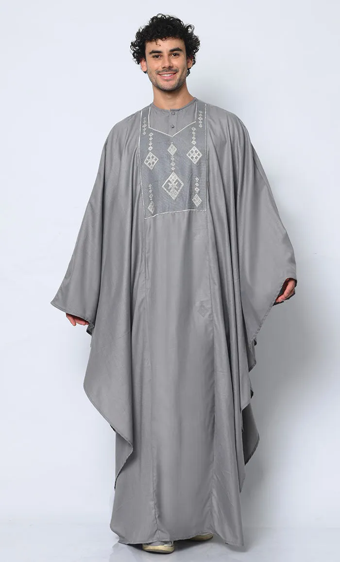 Distinctive Luxury: 2 Pc Embroidered Men's Grey Kaftan Set with Pockets