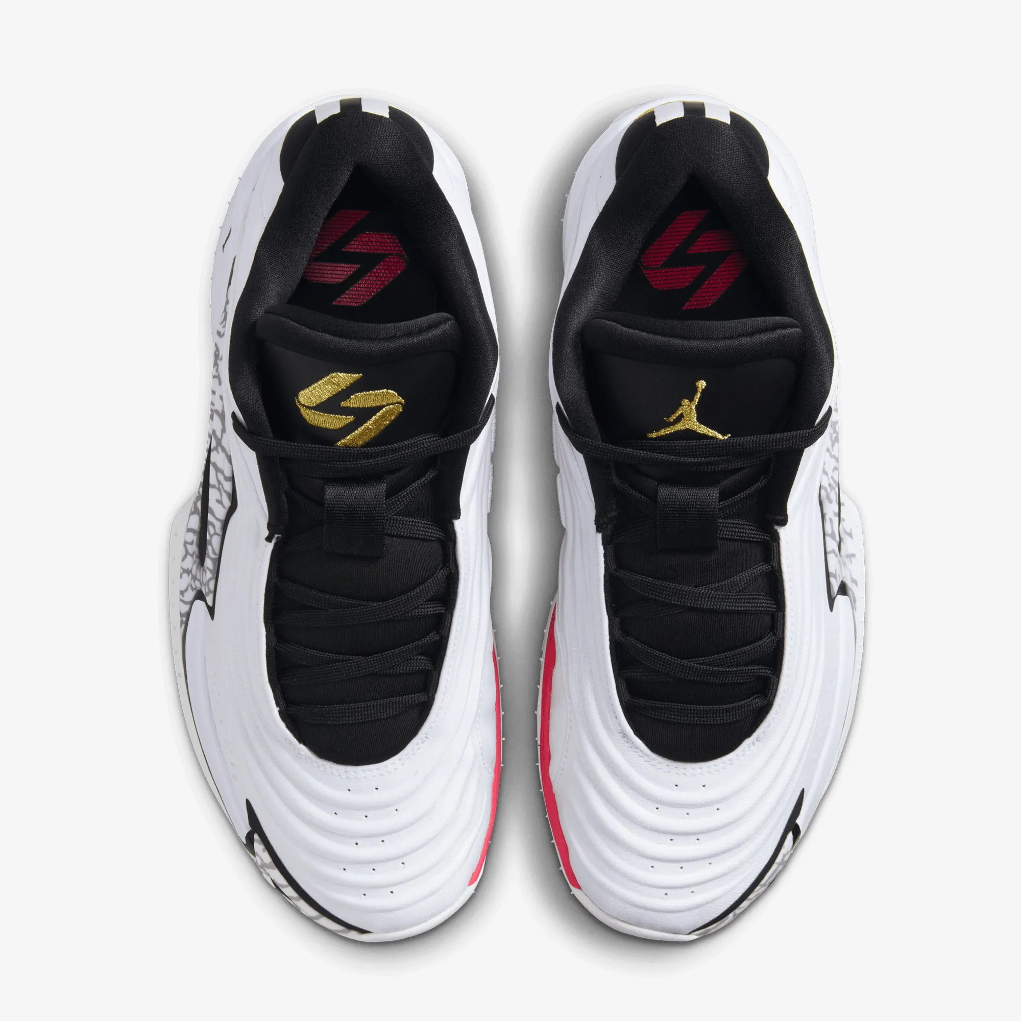 JORDAN | LUKA 3 PF "MOTORSPORT" { WHITE/METALLIC GOLD-BLACK-RED ORBIT