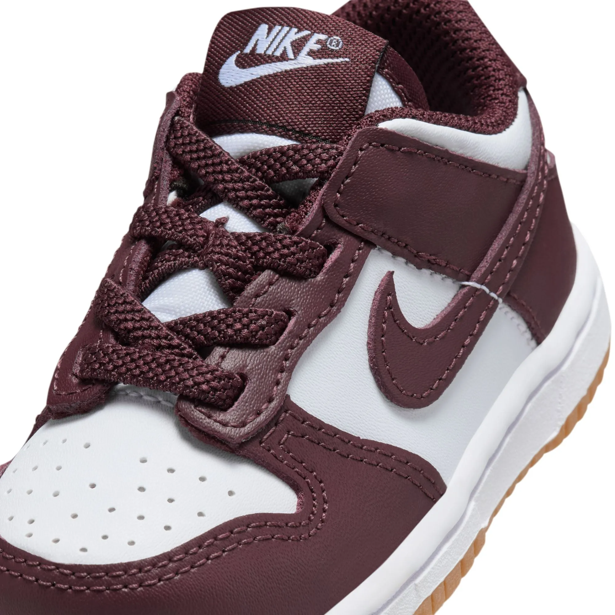 KIDS NIKE DUNK LOW TD (WHITE/BURGUNDY CRUSH/GUM LIGHT BROWN)