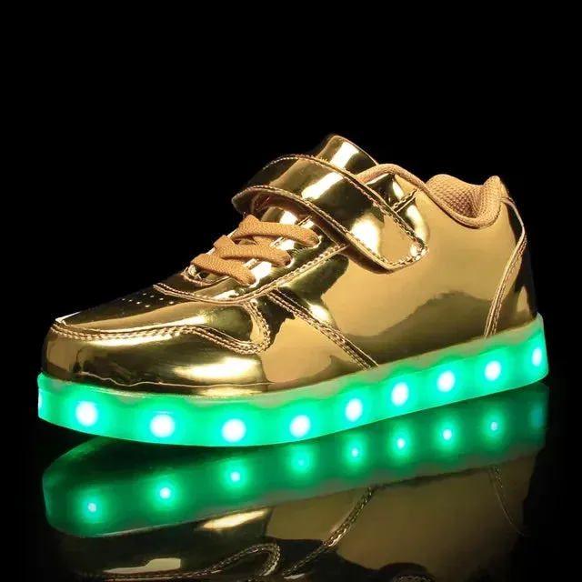 Kids Sneakers Casual Luminous Shoes USB Recharge Light Up Sports Skateboard Shoes Waterproof Leather Boys Girls Shoes with LED