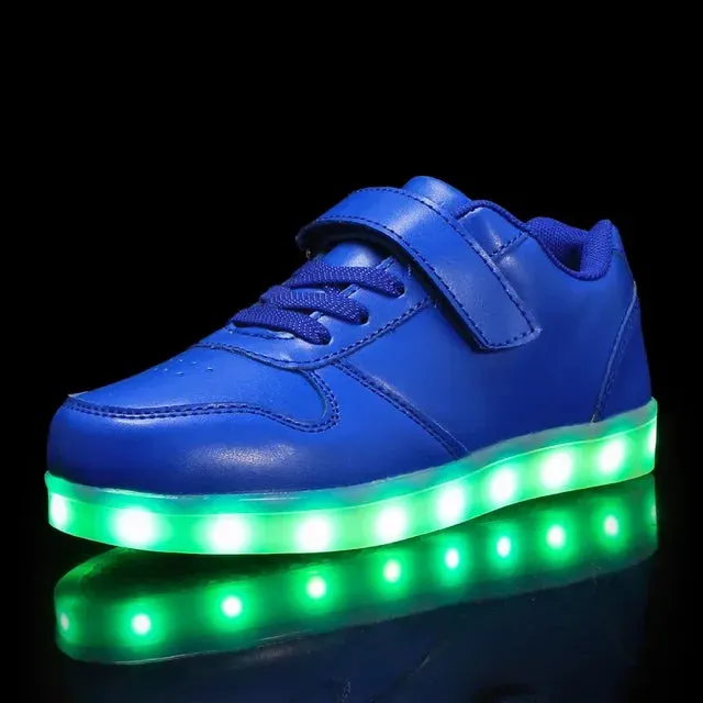 Kids Sneakers Casual Luminous Shoes USB Recharge Light Up Sports Skateboard Shoes Waterproof Leather Boys Girls Shoes with LED