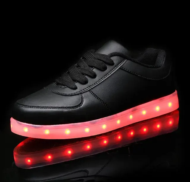 Kids Sneakers Casual Luminous Shoes USB Recharge Light Up Sports Skateboard Shoes Waterproof Leather Boys Girls Shoes with LED