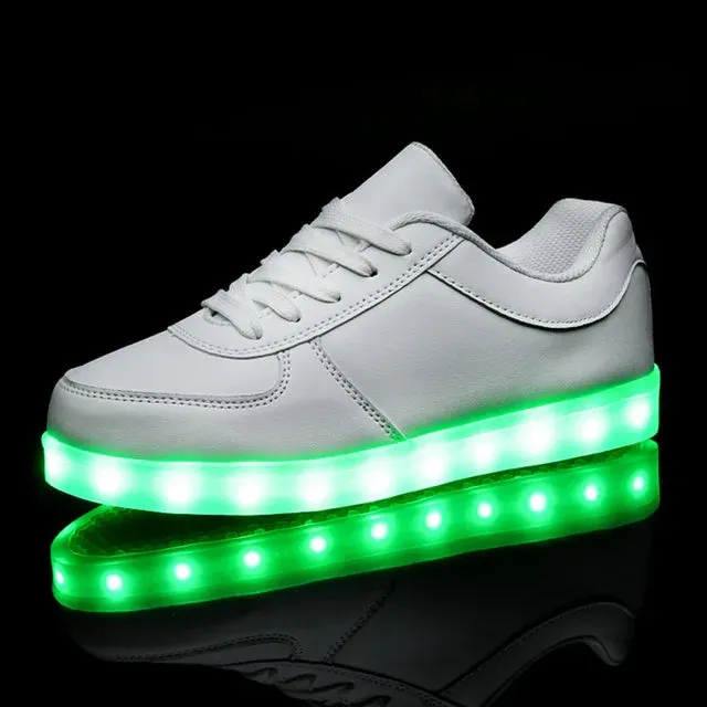 Kids Sneakers Casual Luminous Shoes USB Recharge Light Up Sports Skateboard Shoes Waterproof Leather Boys Girls Shoes with LED