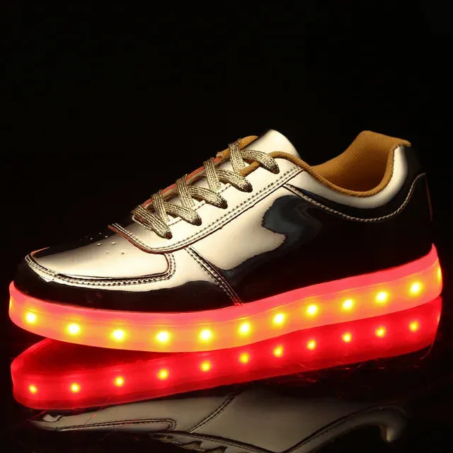 Kids Sneakers Casual Luminous Shoes USB Recharge Light Up Sports Skateboard Shoes Waterproof Leather Boys Girls Shoes with LED