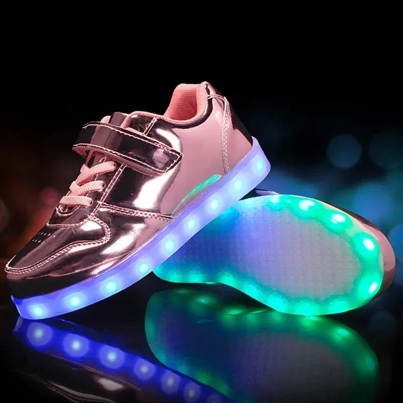 Kids Sneakers Casual Luminous Shoes USB Recharge Light Up Sports Skateboard Shoes Waterproof Leather Boys Girls Shoes with LED