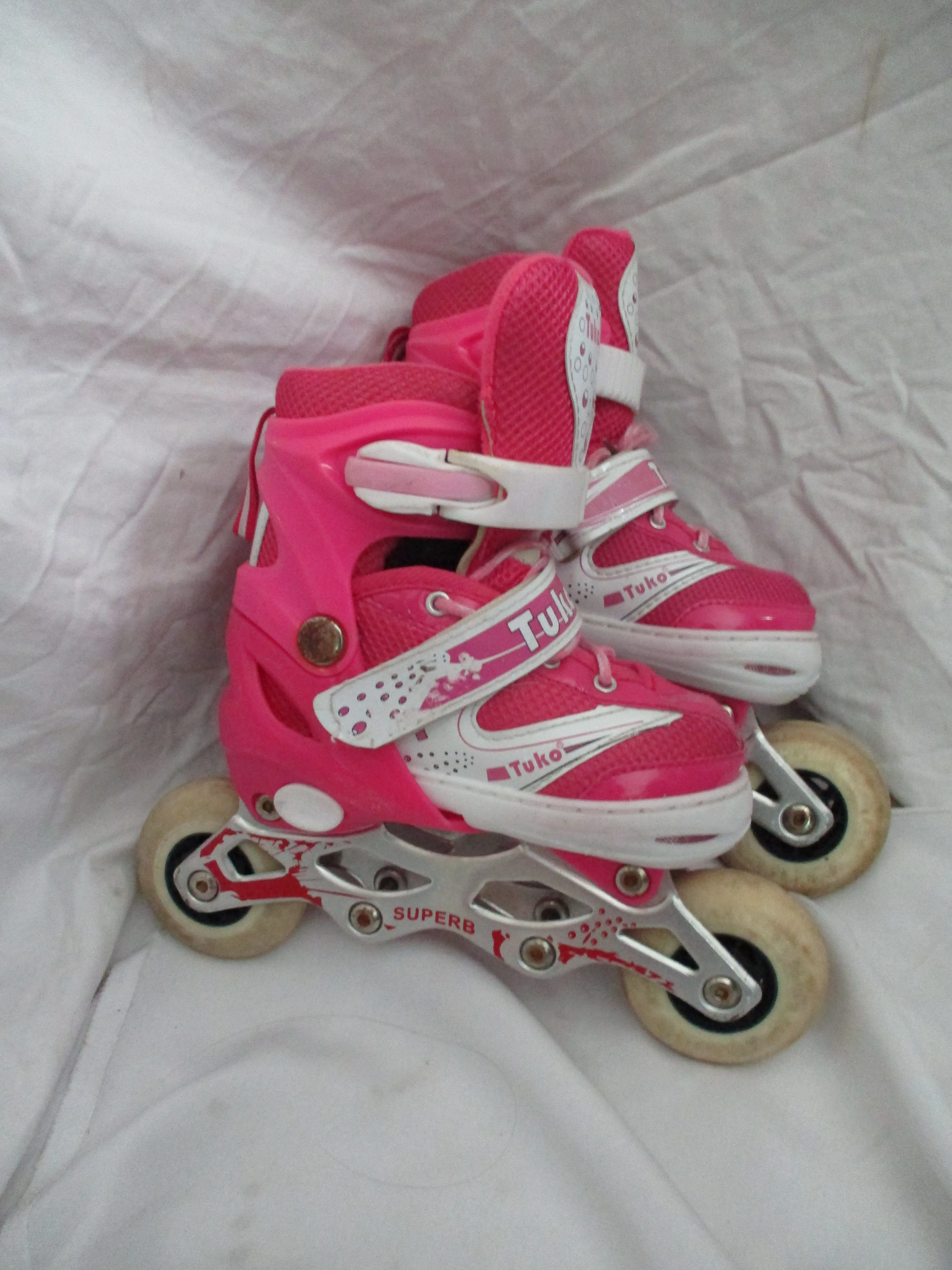 Little Girls KIDS ROLLER DERBY SKATES White Pink S Adjustable 31-34